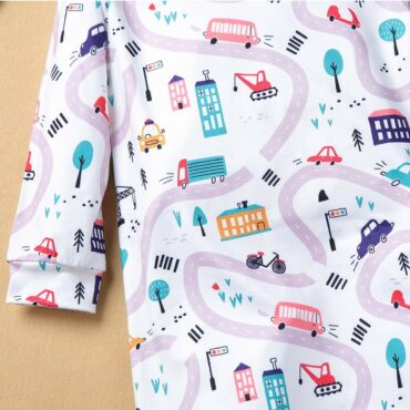 Unisex comfortable Amp cute baby romper.