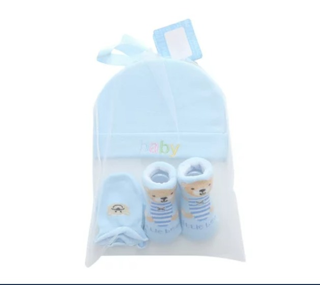 Newborn baby hat, gloves and socks set for baby boys and girls