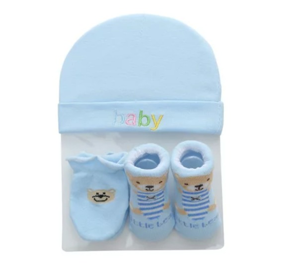 Newborn baby hat, gloves and socks set for baby boys and girls