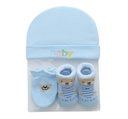 Newborn baby hat, gloves and socks set for baby boys and girls